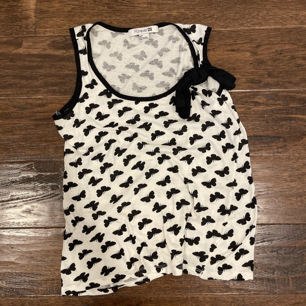 Forever 21 Butterfly White and Black Tanktop with Bow